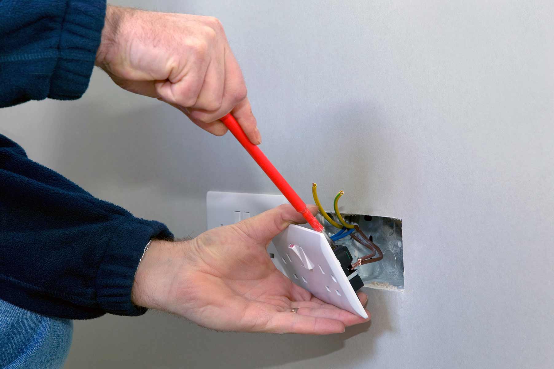 Our electricians can install plug sockets for domestic and commercial proeprties in Buxton and the local area. 